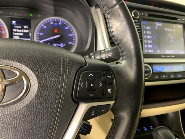 Used 2018 Toyota Highlander XLE image 8