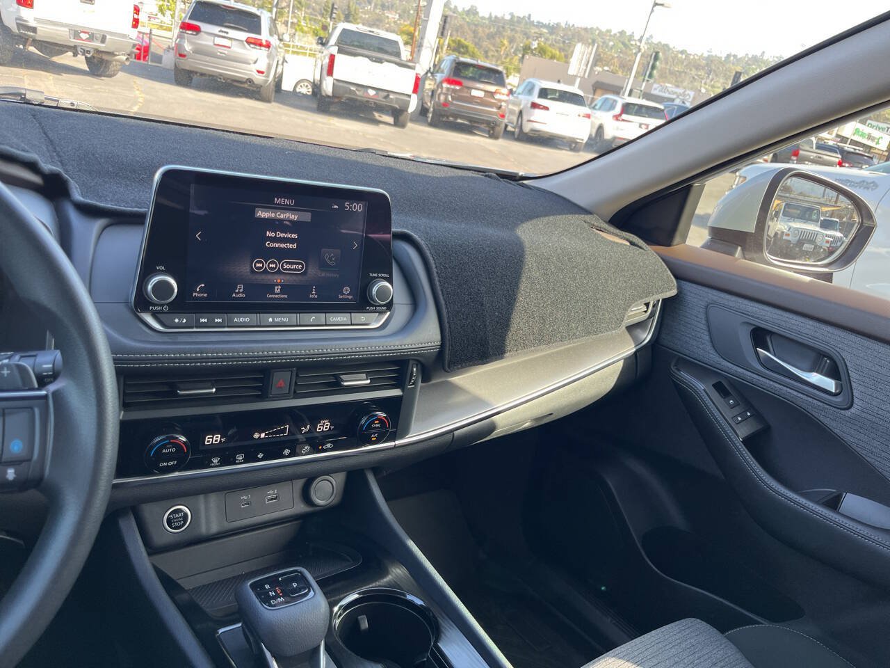 Used 2023 Nissan Rogue SV FWD image 25