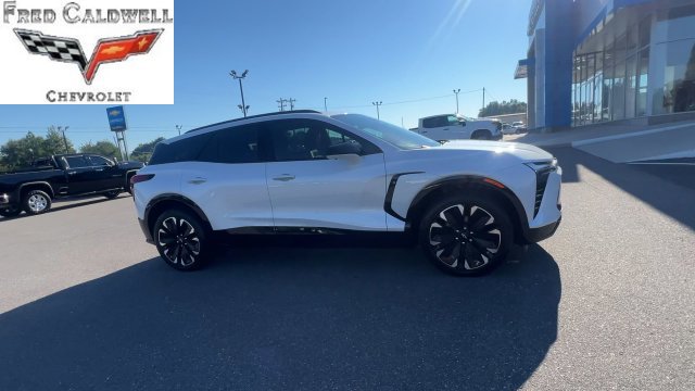 Used 2024 Chevrolet Blazer EV RS AWD/4WD image 4