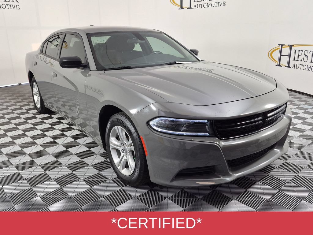 Used 2023 Dodge Charger SXT RWD image 2