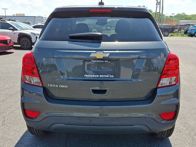 Used 2019 Chevrolet Trax LS w/ Tint and Cruise Package AWD/4WD image 6