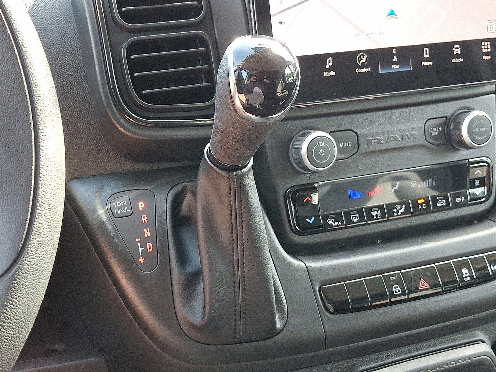 New 2026 RAM ProMaster 2500 image 9