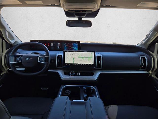 New 2026 Ford Expedition Active image 15