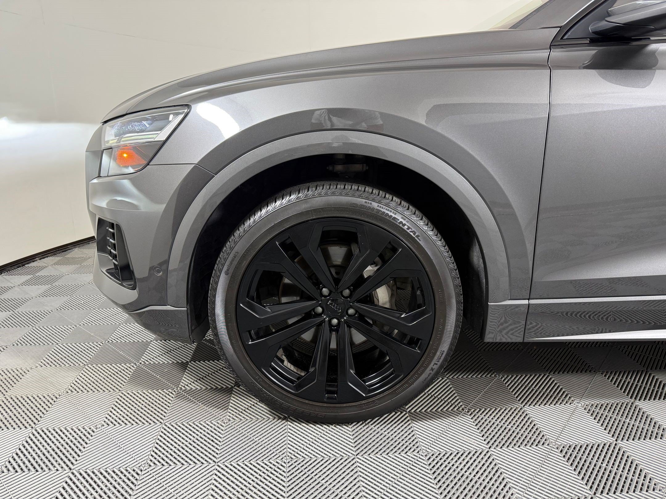 Used 2020 Audi Q8 Premium Plus w/ Premium Plus Package AWD/4WD image 11