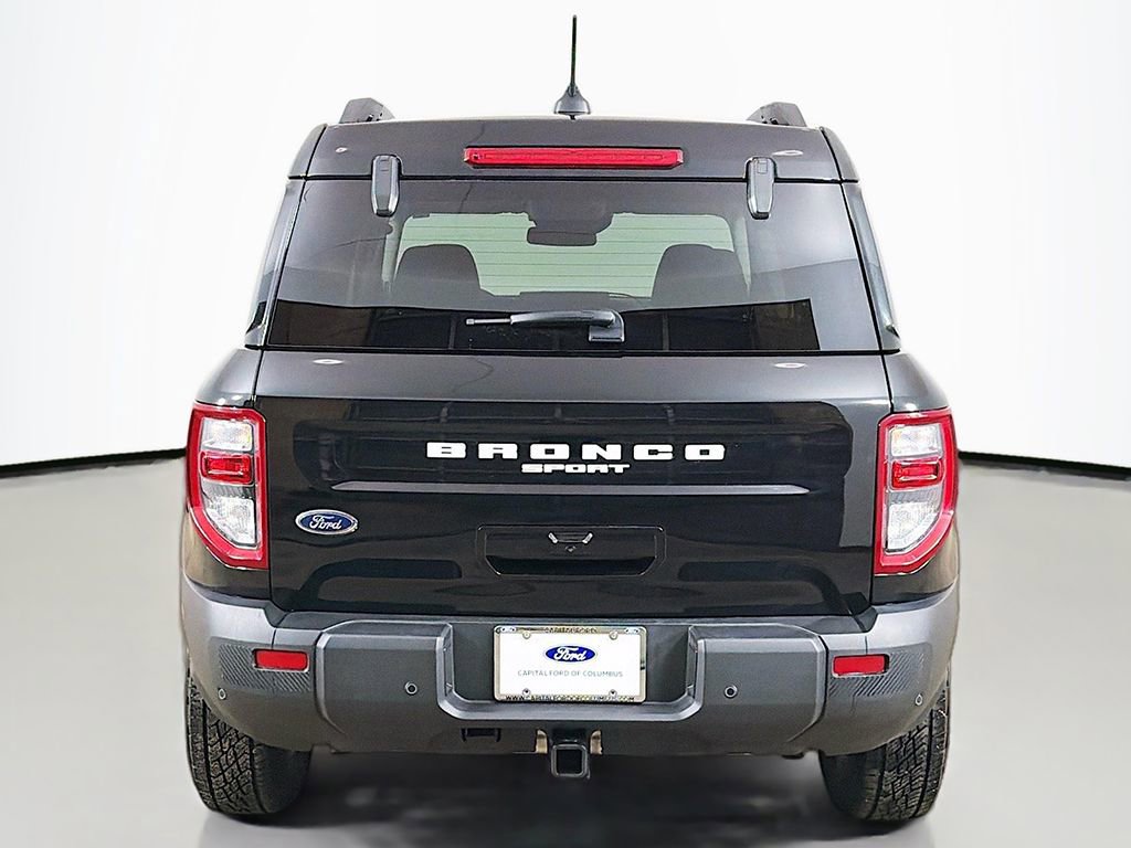 Used 2025 Ford Bronco Sport Badlands image 11