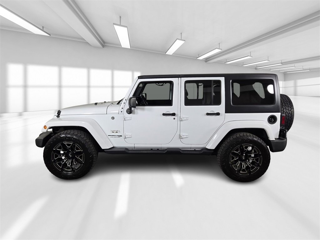 Used 2018 Jeep Wrangler Unlimited Sahara w/ Connectivity Group image 3
