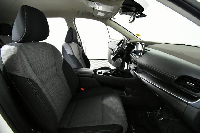 Used 2023 Nissan Rogue SV AWD/4WD image 22