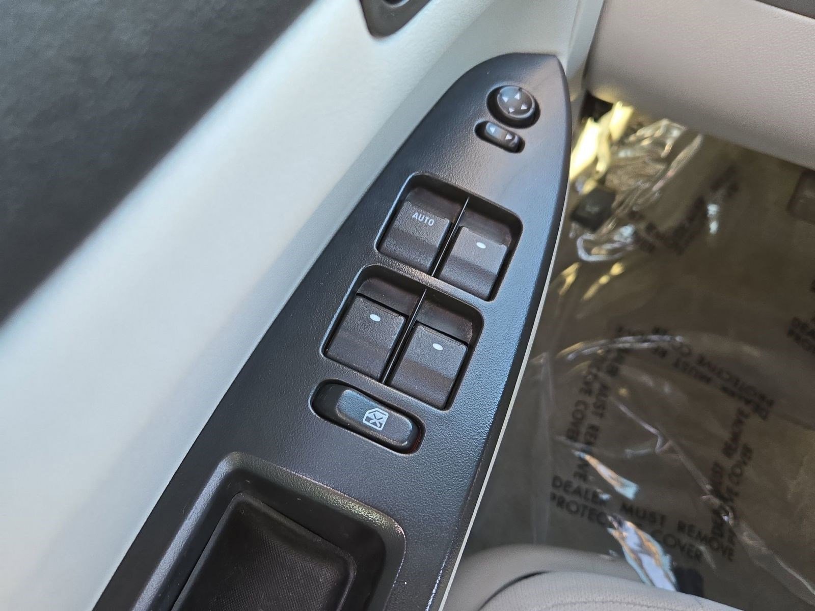 Used 2015 Chevrolet Impala LT w/ LT Sunroof Package image 10