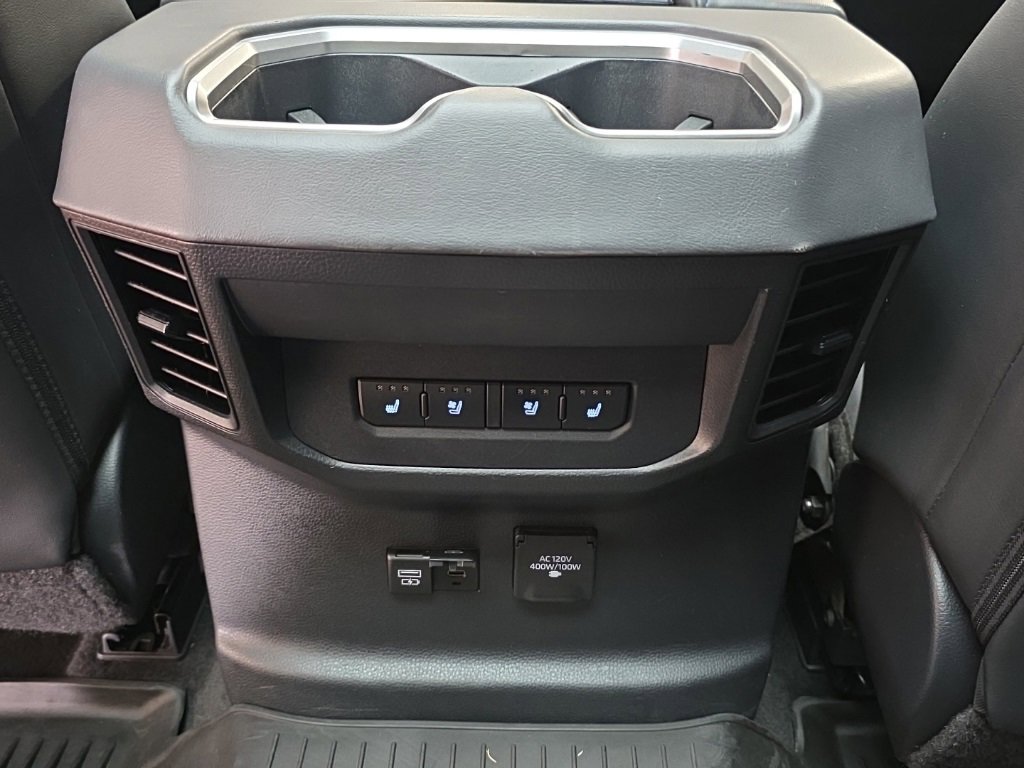 Used 2023 Toyota Tundra Platinum image 17