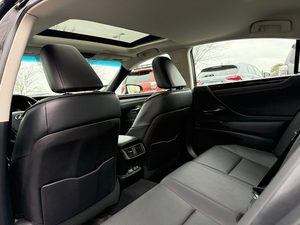 Used 2021 Lexus ES 250 w/ Premium Package image 16