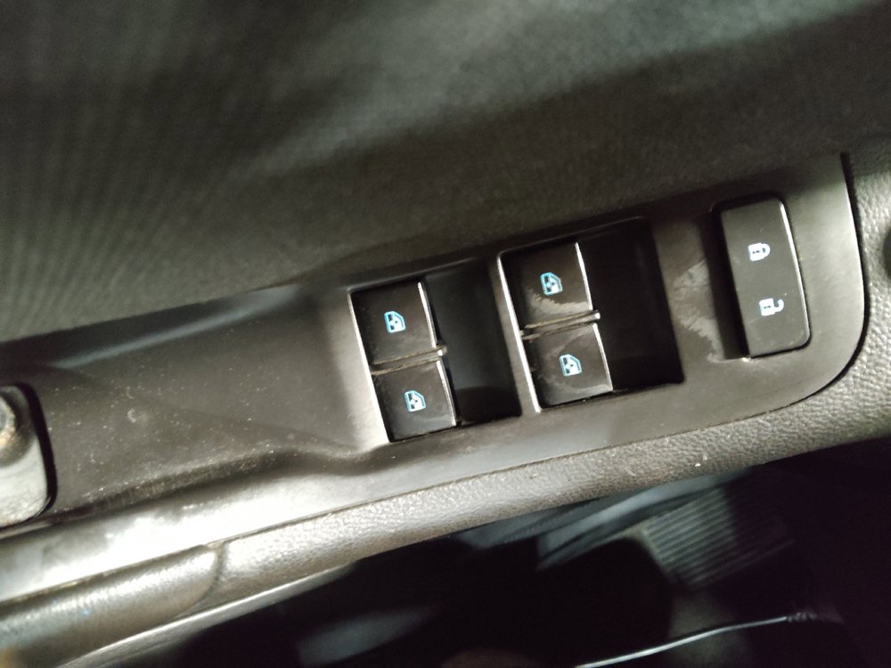 Used 2015 Chevrolet Camaro LT RWD image 27