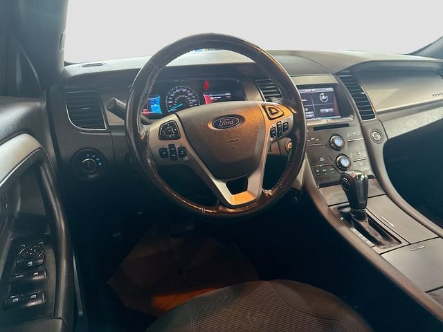 Used 2013 Ford Taurus SEL image 21