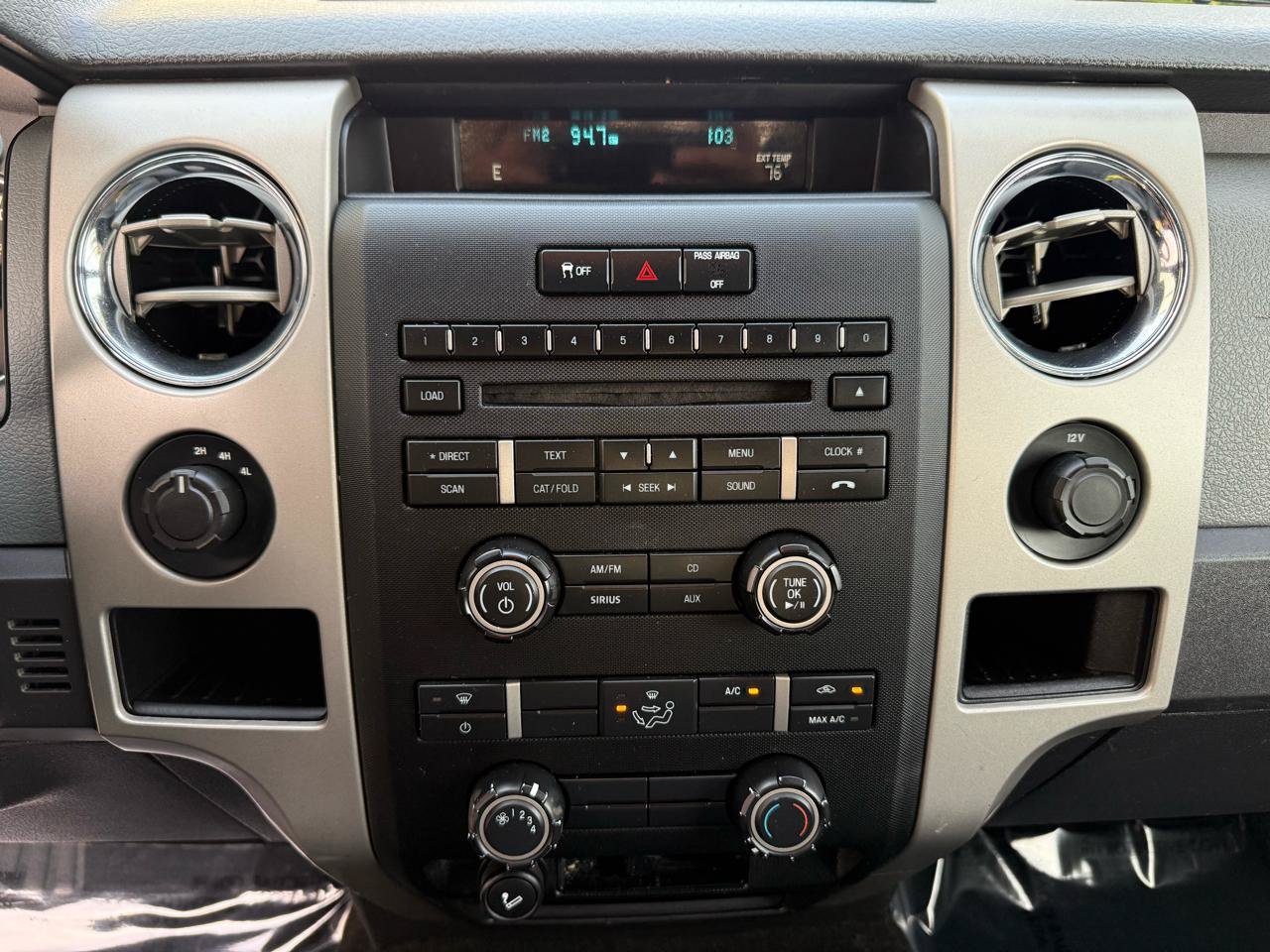 Used 2012 Ford F150 XLT AWD/4WD image 30