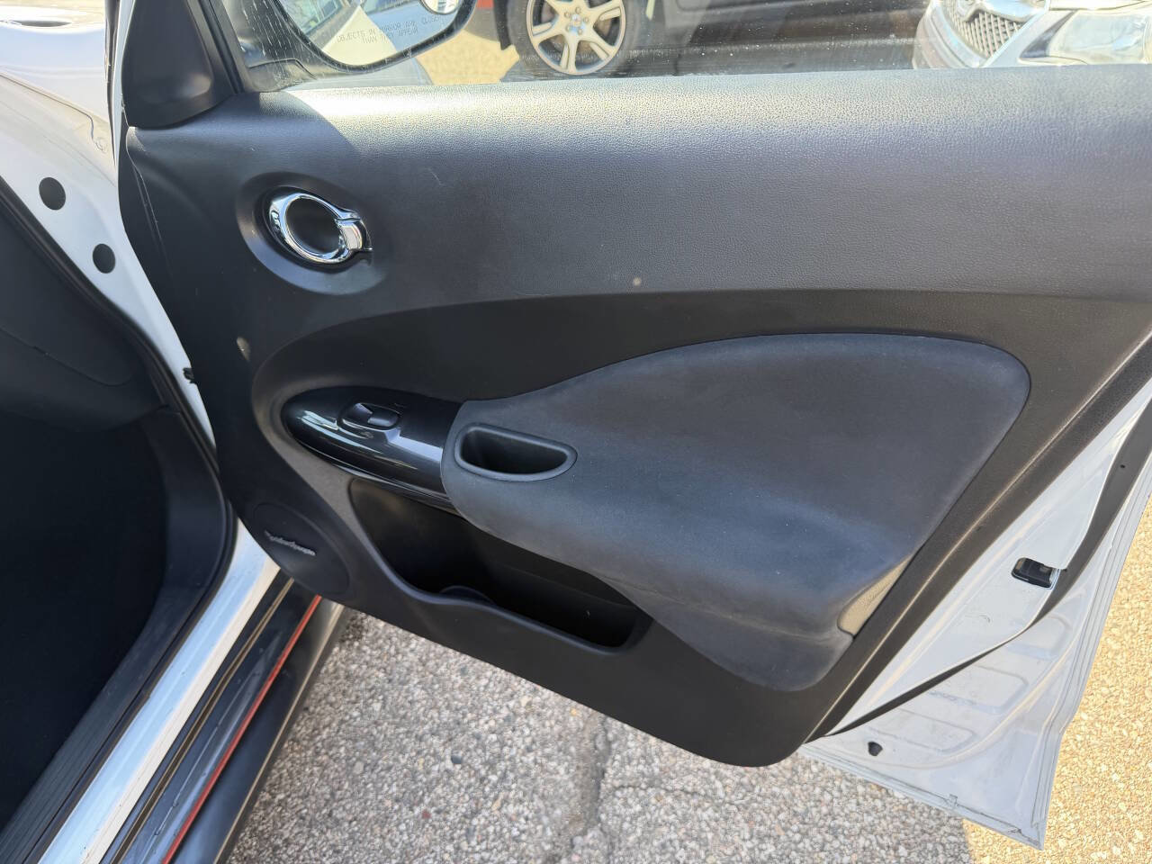 Used 2014 Nissan Juke NISMO w/ Navigation Package image 19