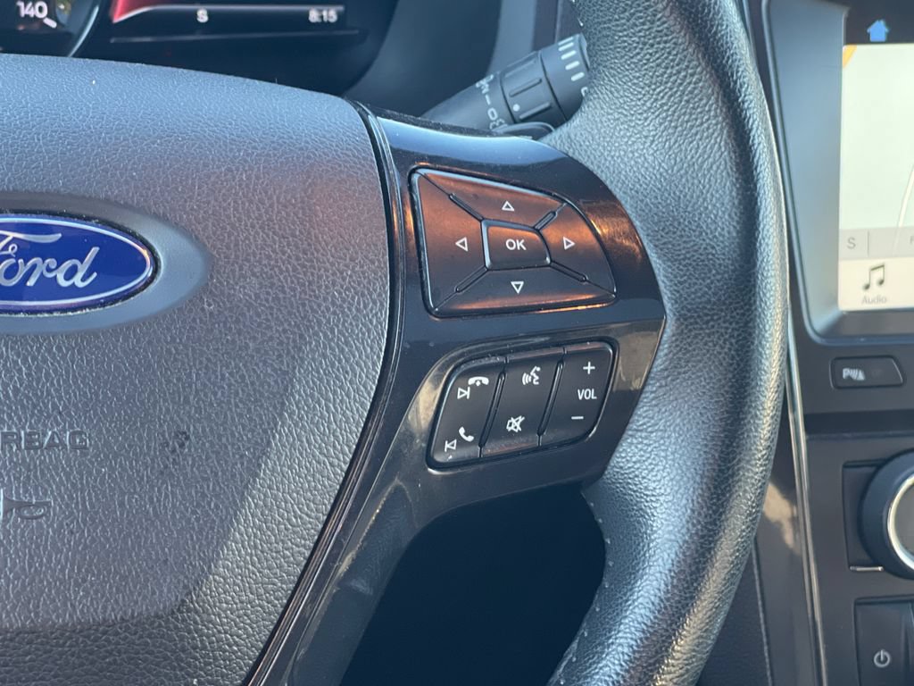 Used 2017 Ford Explorer XLT w/ Equipment Group 202A AWD/4WD image 23