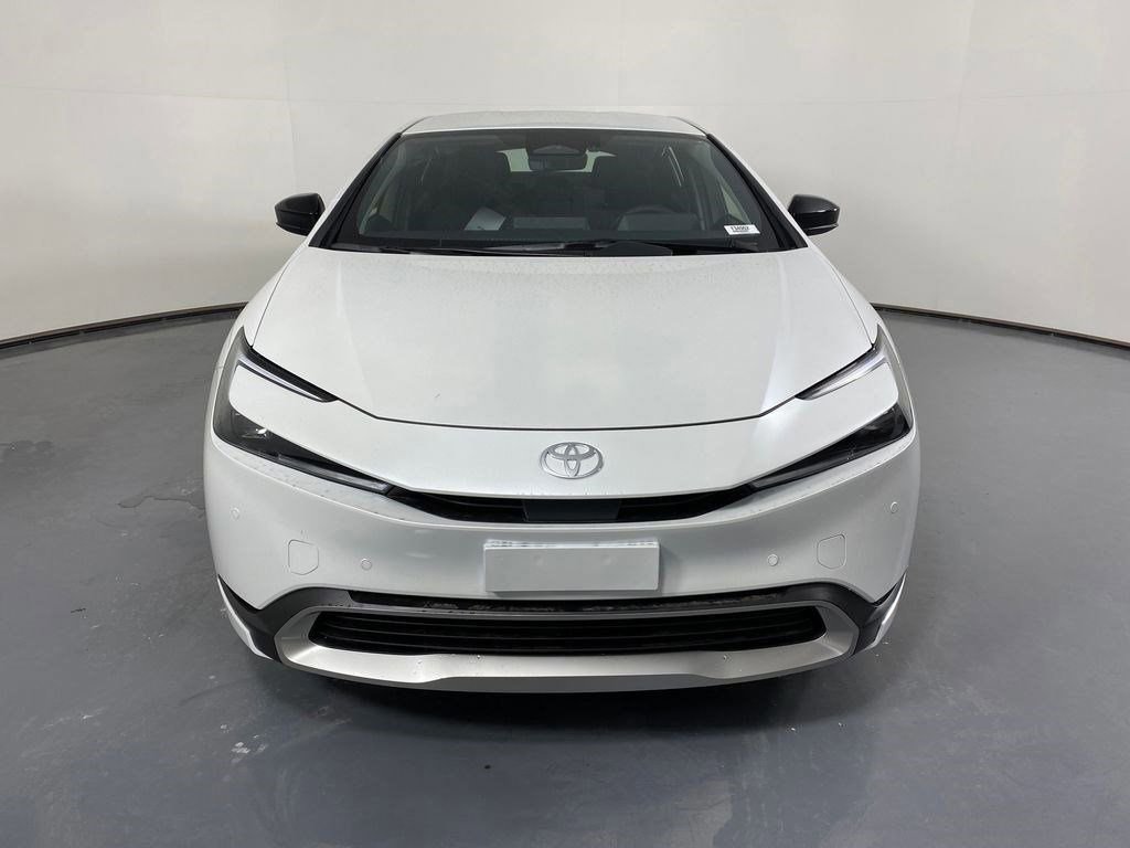 New 2026 Toyota Prius SE image 2