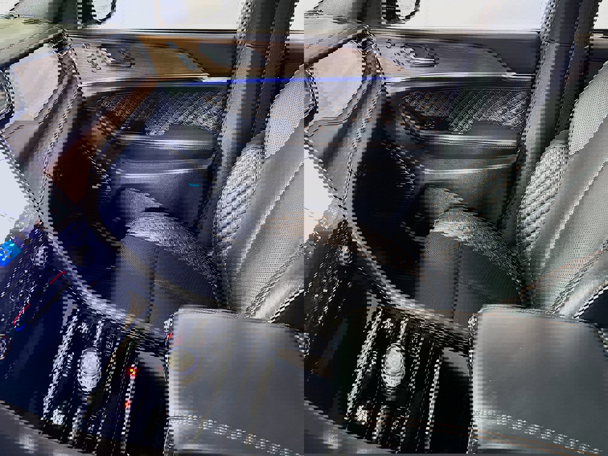 Used 2023 Jeep Grand Cherokee Summit w/ Advanced Protech Group IV image 25