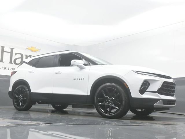 Used 2024 Chevrolet Blazer LT w/ Sound & Technology Package image 2
