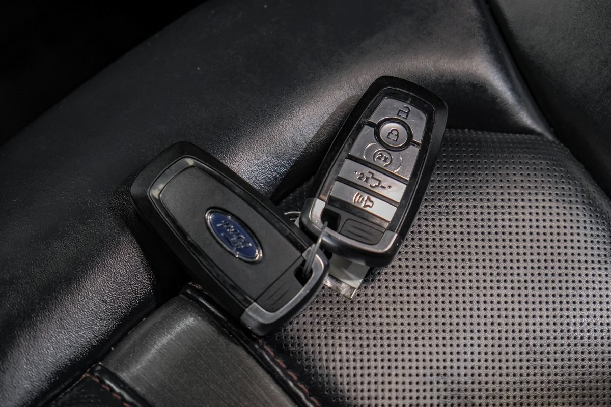 Used 2022 Ford F250 Platinum w/ FX4 Off-Road Package AWD/4WD image 68