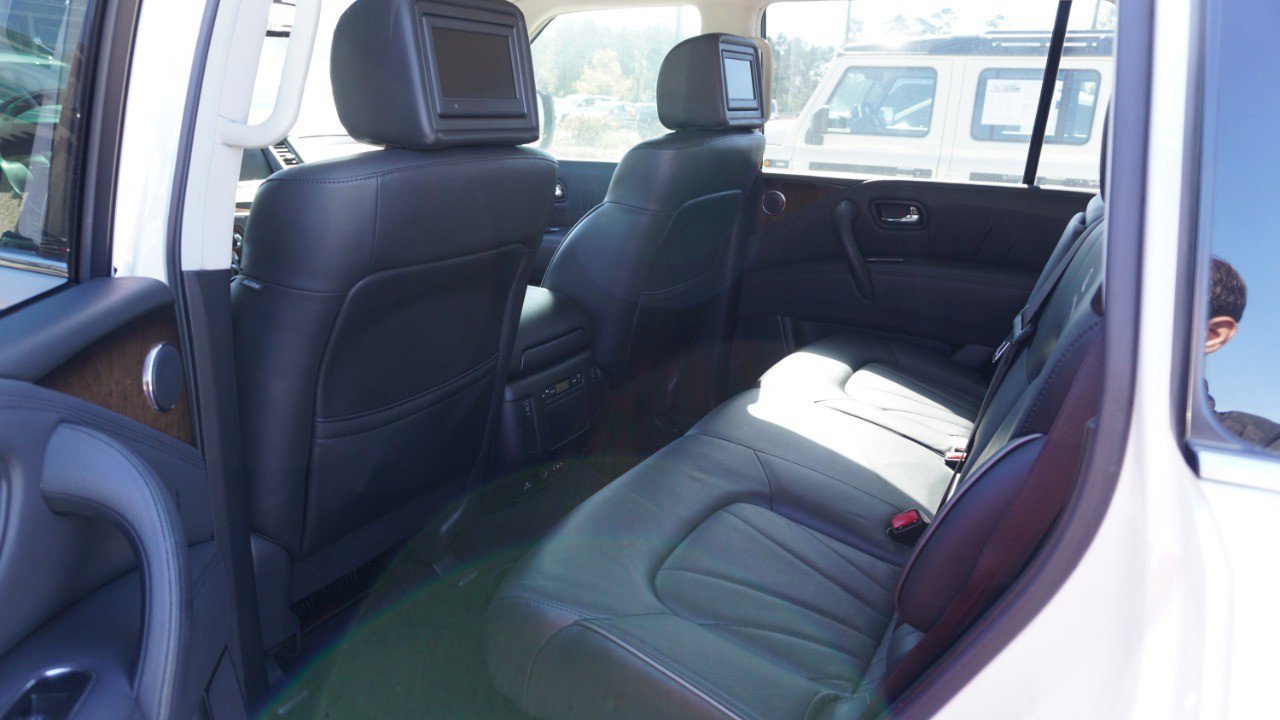 Used 2012 INFINITI QX56 2WD w/ Deluxe Touring Pkg image 22