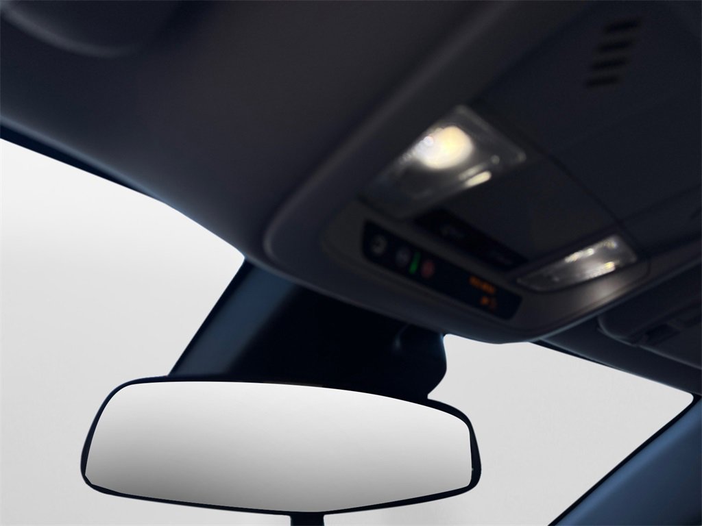 Used 2024 Chevrolet Malibu LT image 27