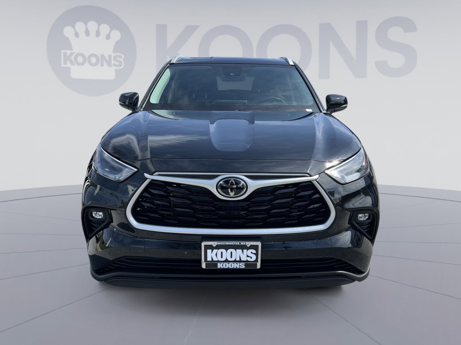 Used 2023 Toyota Highlander XLE image 11