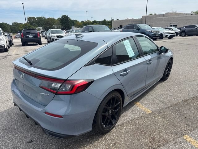 Used 2024 Honda Civic Sport image 3