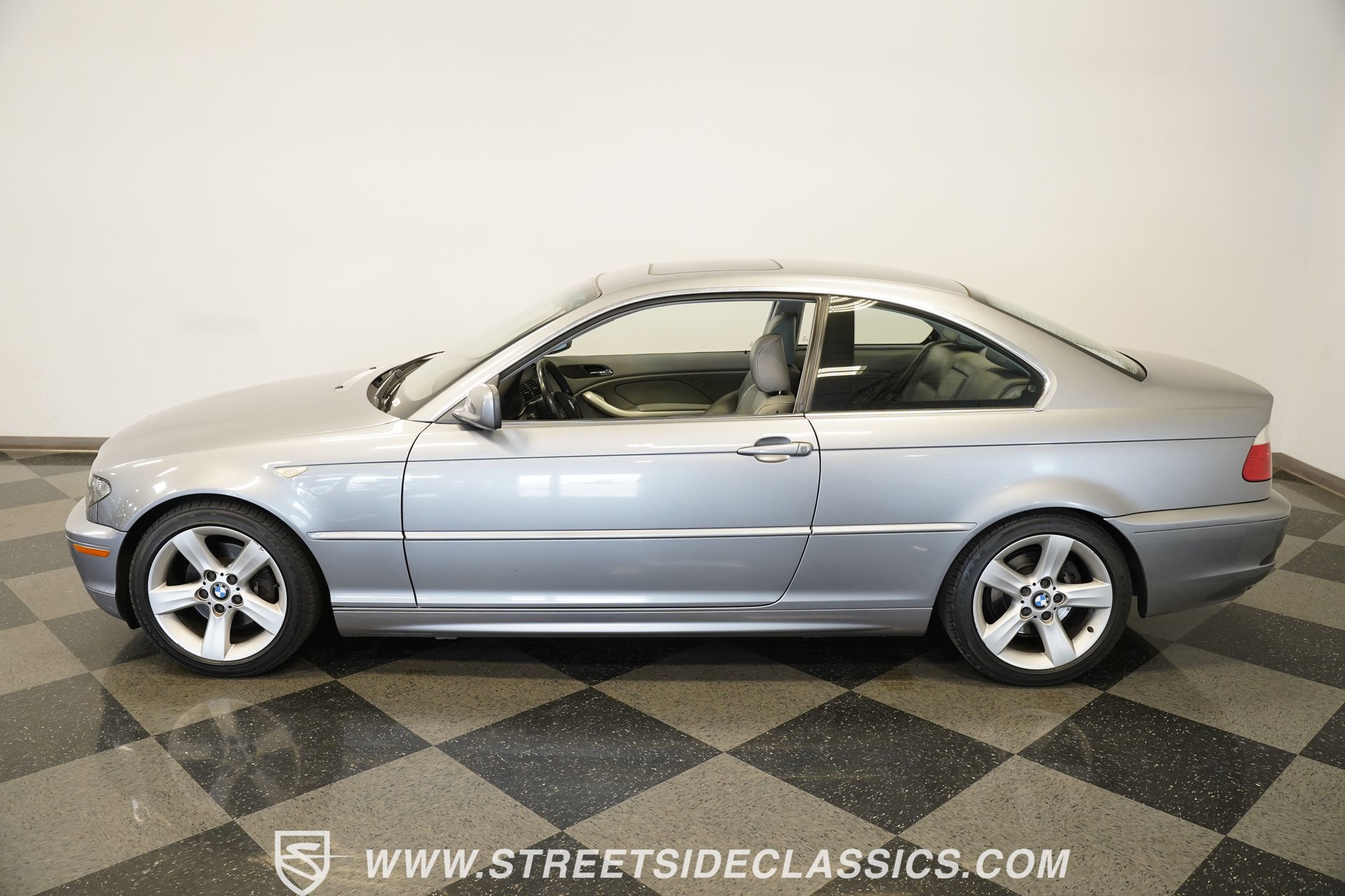 Used 2004 BMW 325Ci Coupe image 10