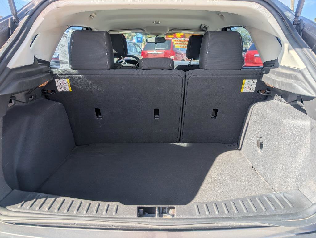 Used 2012 Ford Focus SE image 11