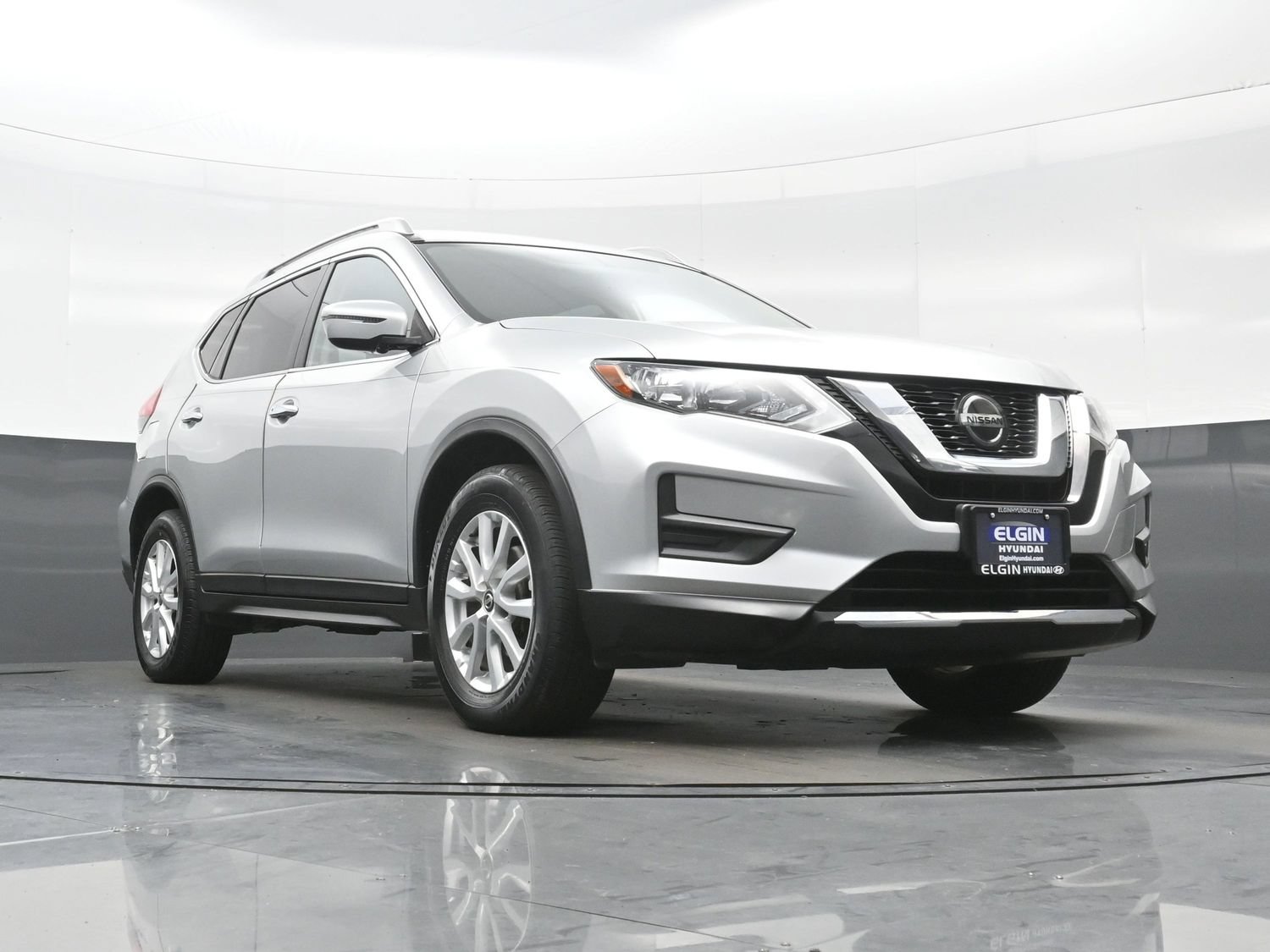 Used 2018 Nissan Rogue SV FWD image 32