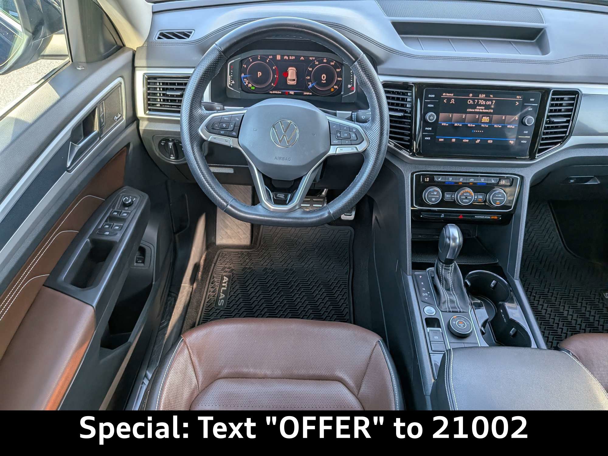 Used 2023 Volkswagen Atlas SEL Premium AWD/4WD image 18