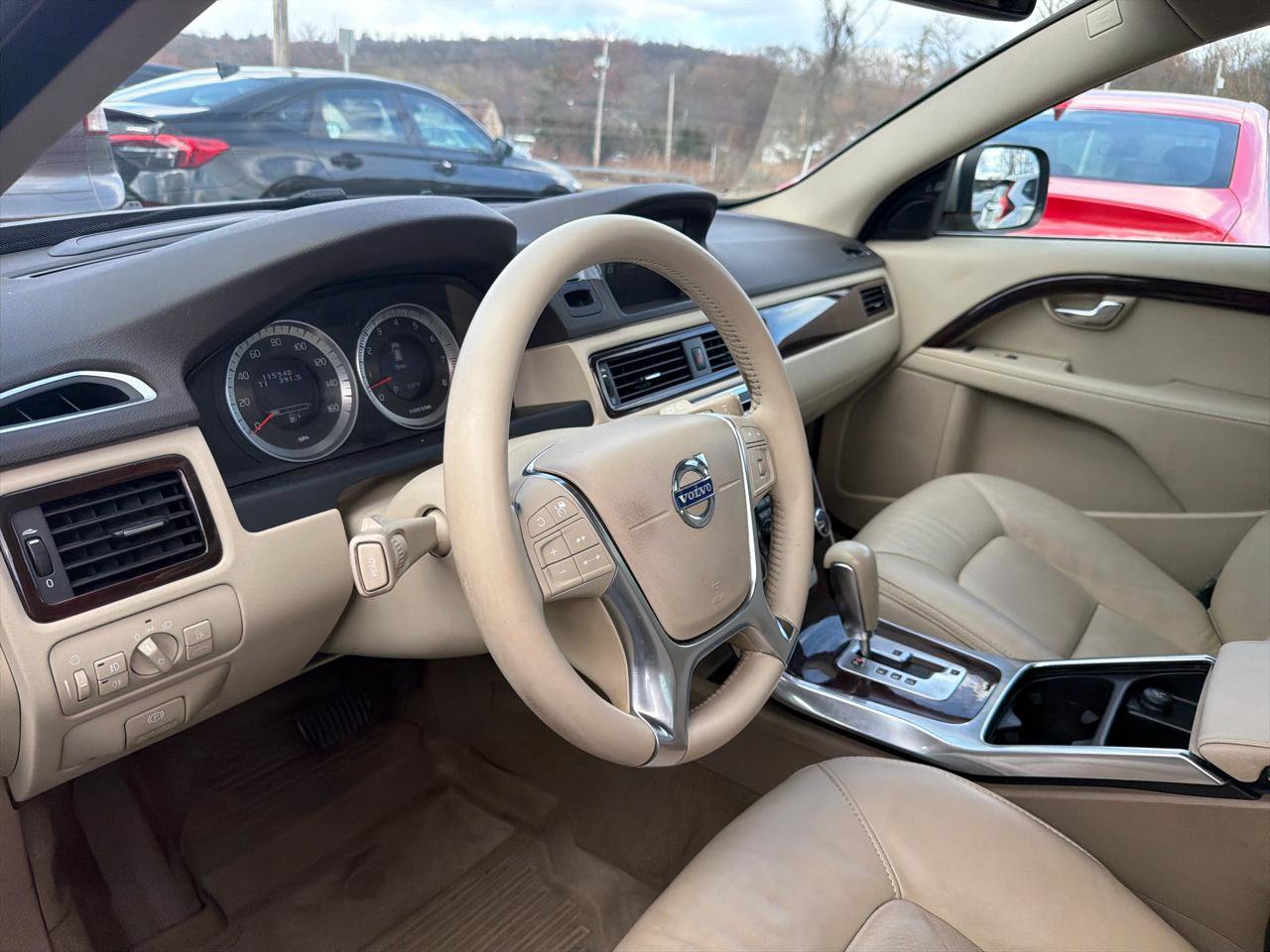 Used 2012 Volvo XC70 T6 image 18
