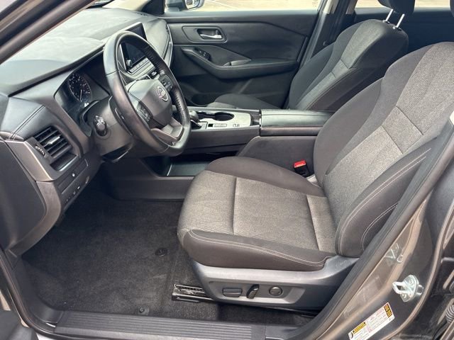 Used 2025 Nissan Rogue SV image 17