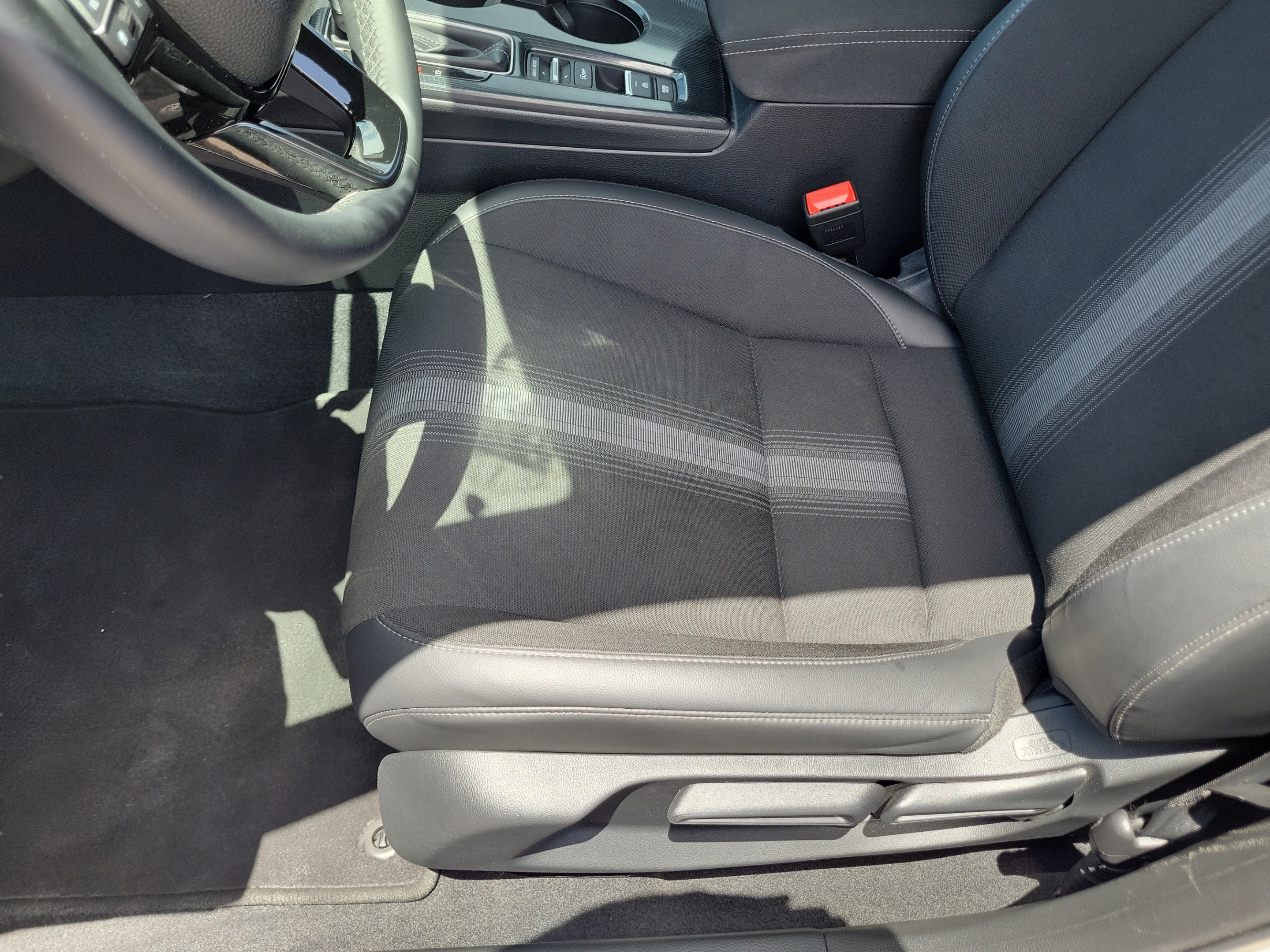 Used 2022 Honda Civic Sport image 24