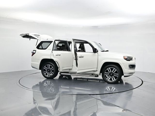 Used 2016 Toyota 4Runner SR5 image 47