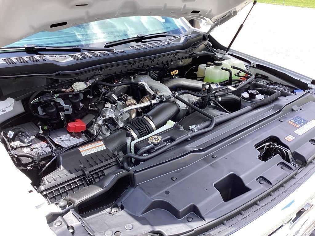 New 2025 Ford F250 Lariat w/ FX4 Off-Road Package image 18