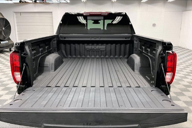 Used 2024 GMC Sierra 1500 Elevation w/ Elevation Premium Package AWD/4WD image 34
