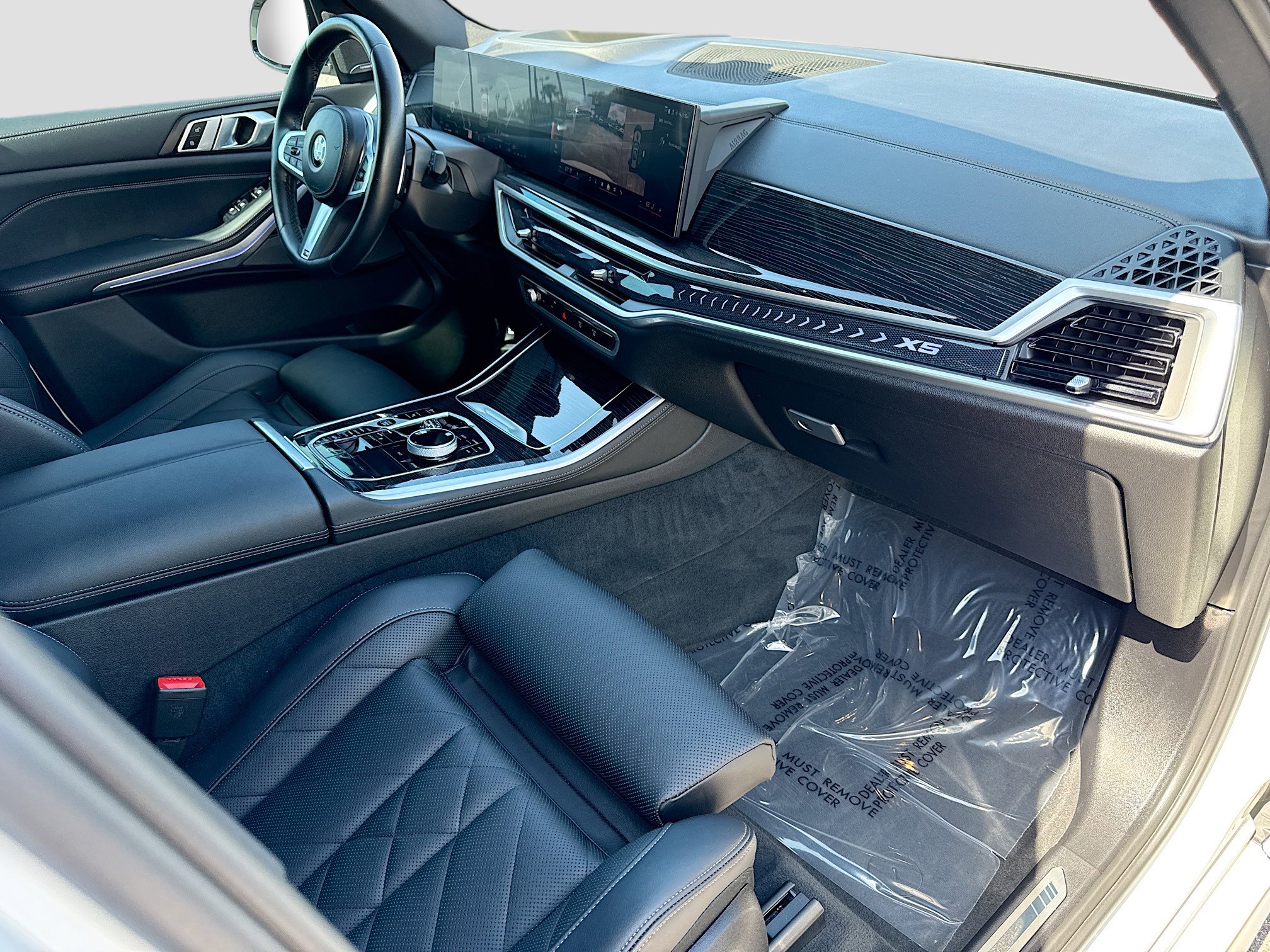 Used 2024 BMW X5 xDrive40i w/ Executive Package image 15