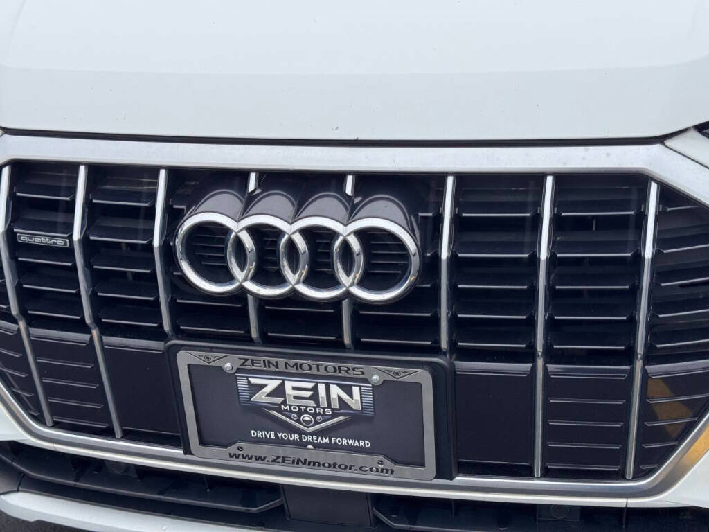 Used 2019 Audi Q3 2.0T Premium w/ Convenience Package image 24