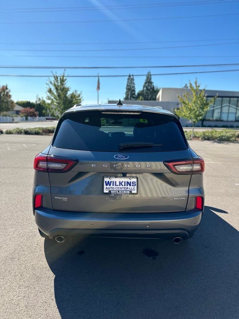 Used 2023 Ford Escape ST-Line w/ Tech Pack #1 AWD/4WD image 6
