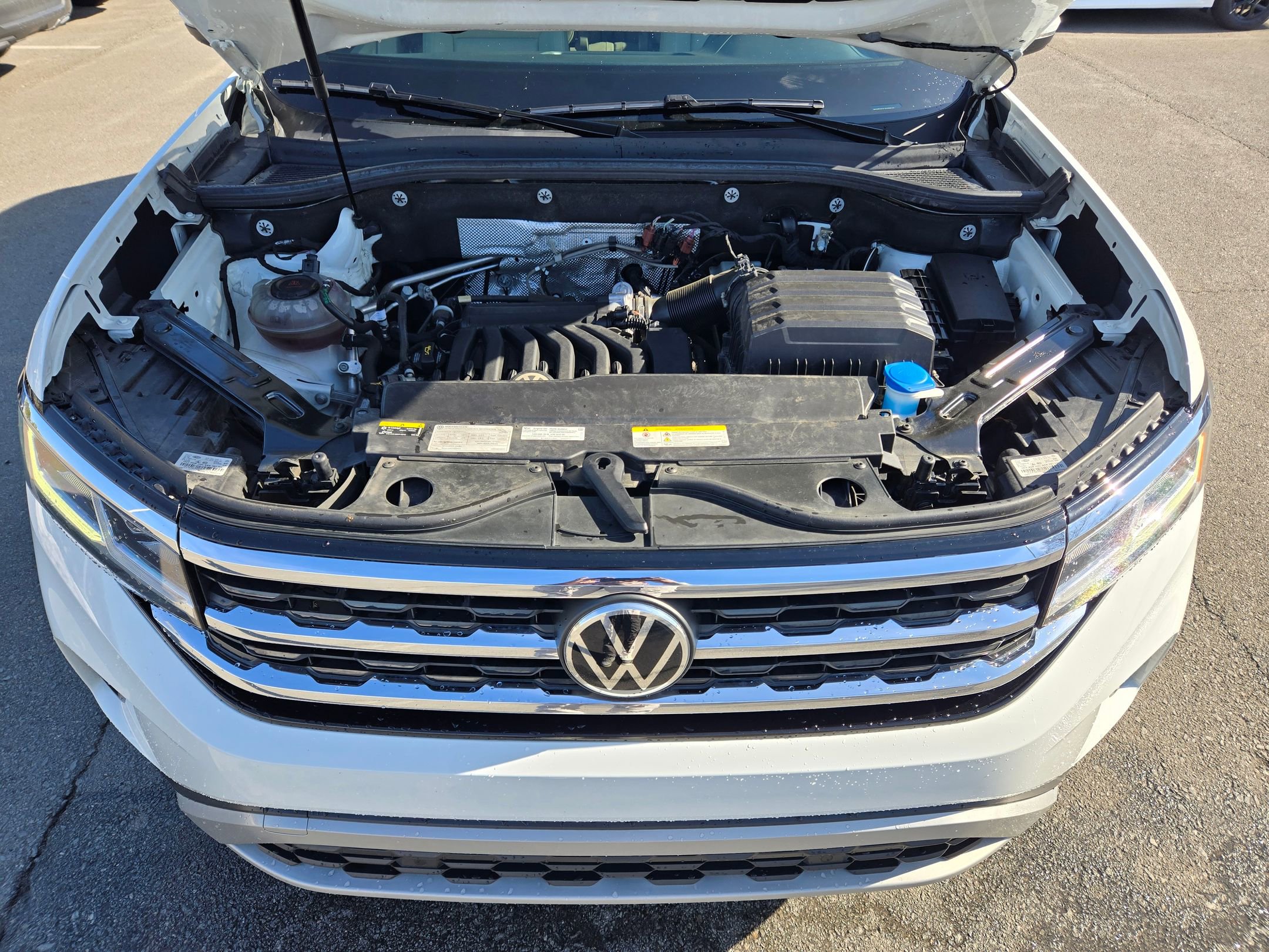 Used 2021 Volkswagen Atlas SE image 18