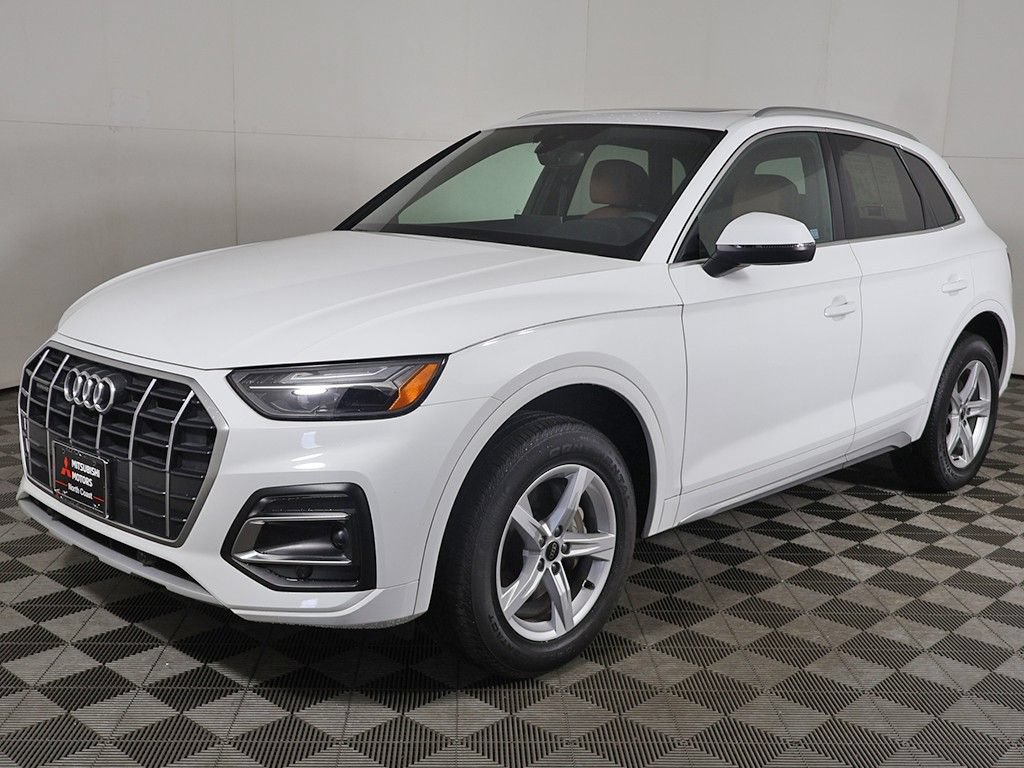 Used 2023 Audi Q5 2.0T Premium w/ Convenience Package AWD/4WD image 9