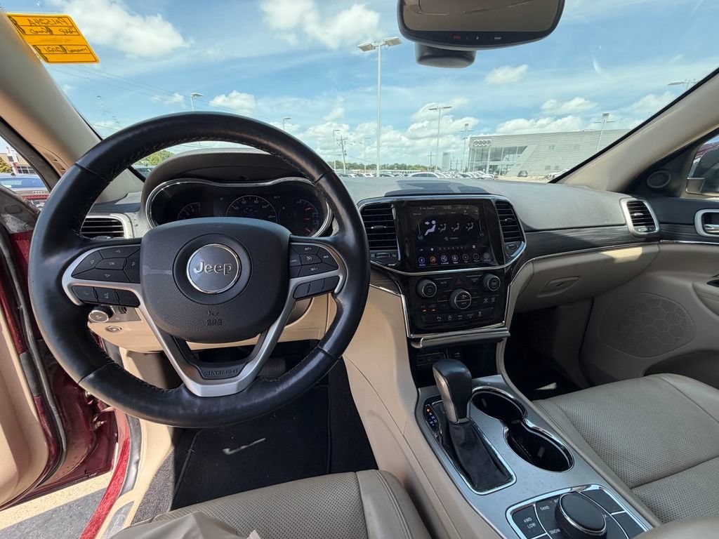 Used 2021 Jeep Grand Cherokee Limited w/ Luxury Group II AWD/4WD image 10