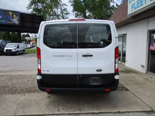 Used 2024 Ford Transit 250 Low Roof w/ Exterior Upgrade Package RWD image 8
