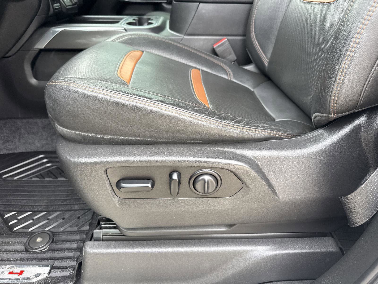 Used 2020 GMC Sierra 1500 AT4 image 16