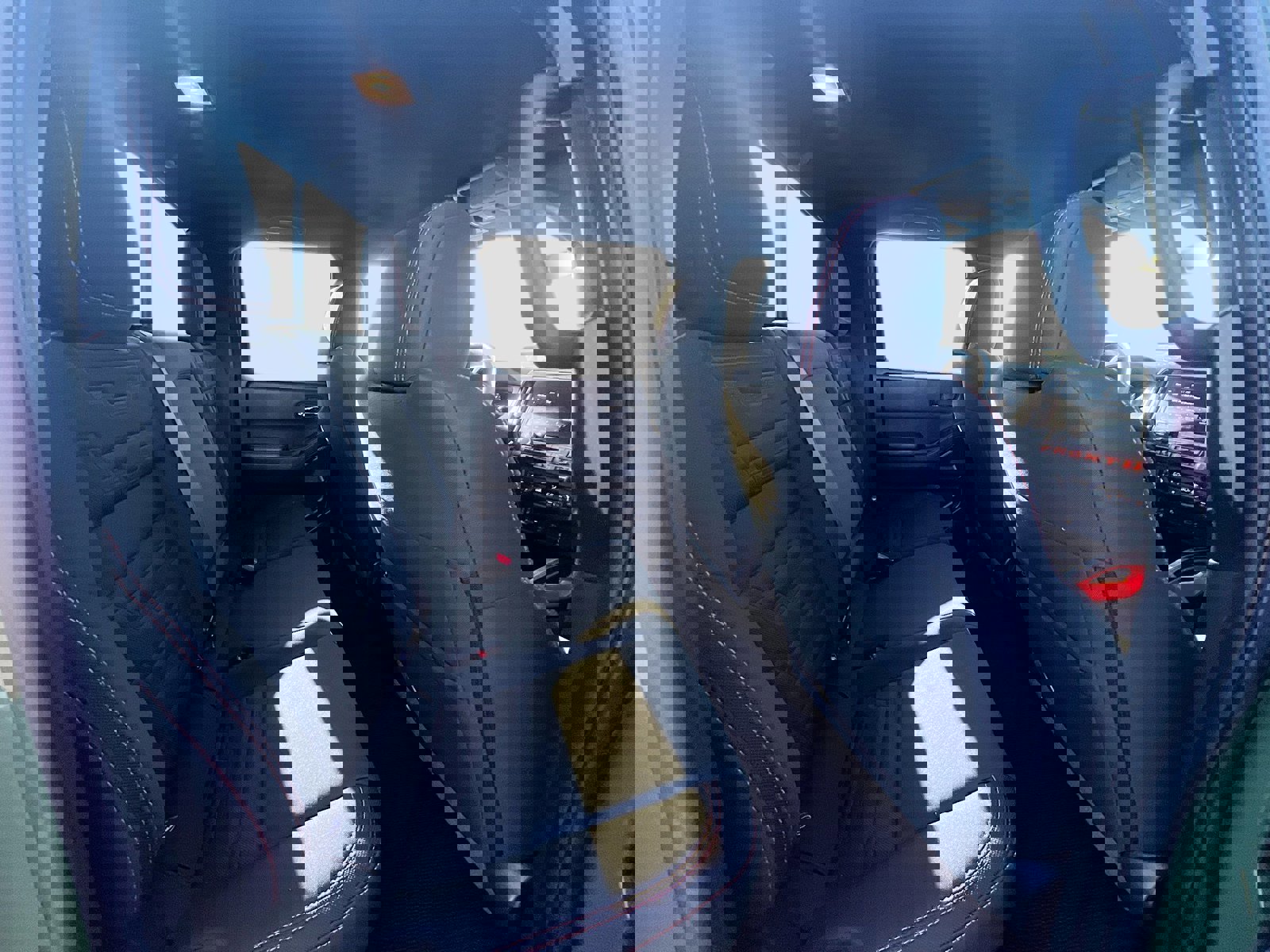 Used 2025 Nissan Frontier Pro-X w/ Pro Convenience Package image 28