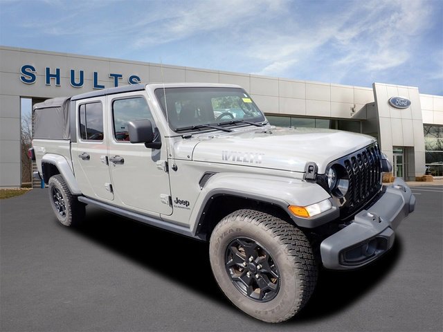 Used 2022 Jeep Gladiator Willys image 3
