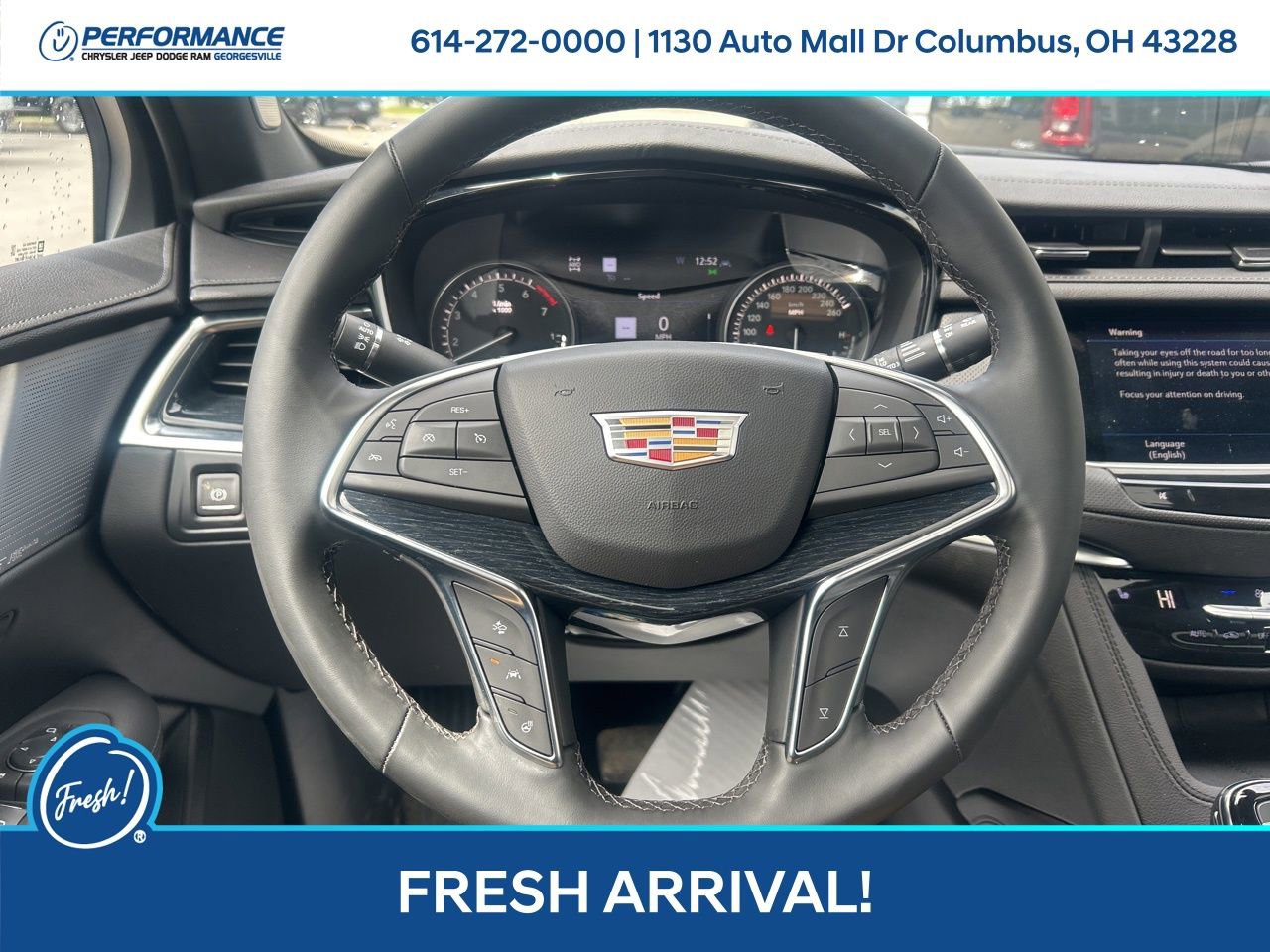 Used 2025 Cadillac XT5 Premium Luxury w/ Technology Package AWD/4WD image 17