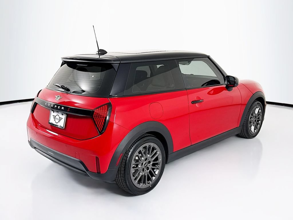 Certified 2025 MINI Cooper S FWD image 5