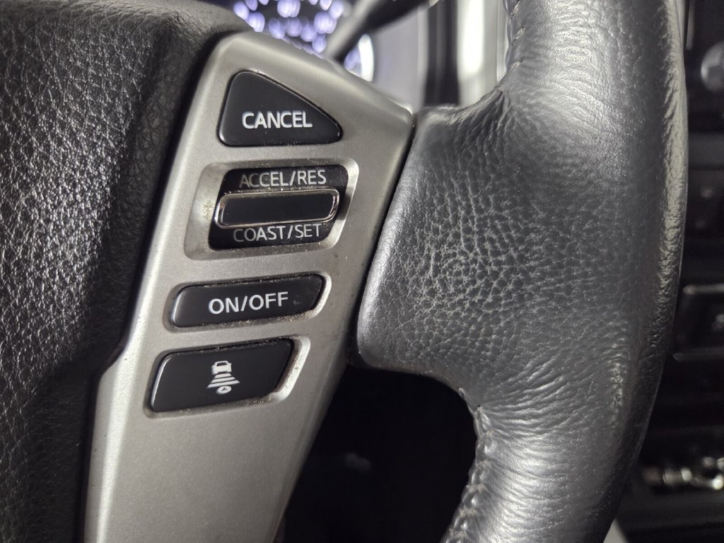 Used 2021 Nissan Titan SV w/ SV Convenience Package AWD/4WD image 18